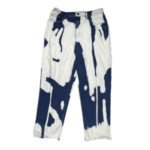 FRAYED Jeans Womens 31 Tapered Boyfriend Distressed Bold Bleach Wash Denim